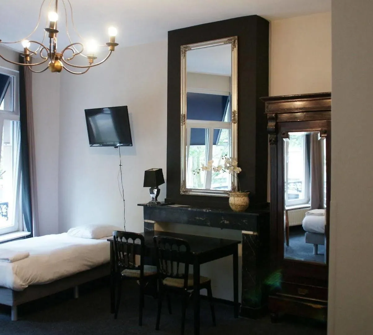 Hotel Scheldezicht アントウェルペン