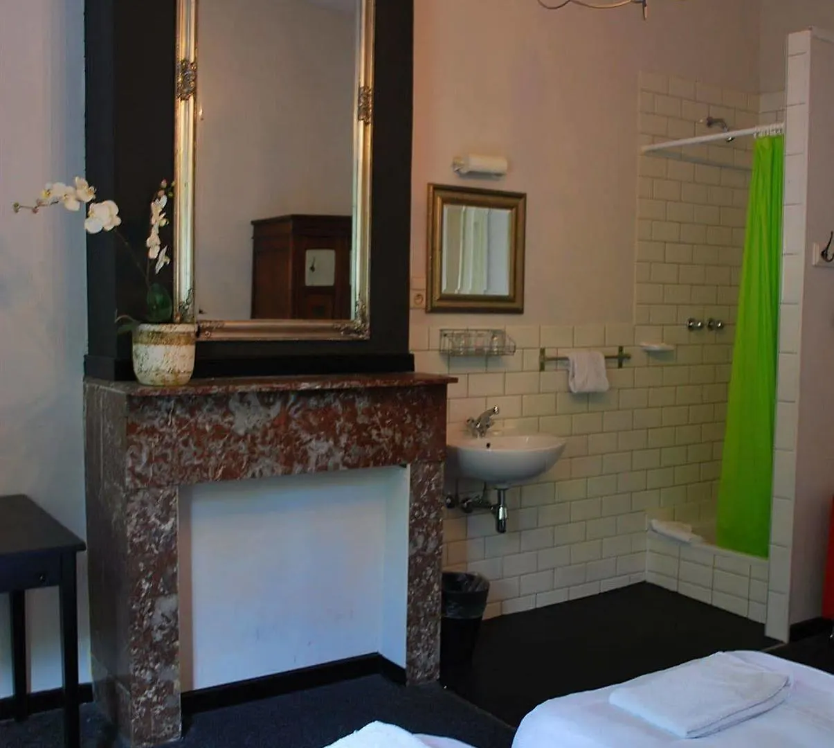 **  Hotel Scheldezicht Antwerp Belgium